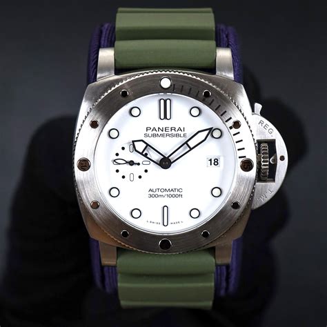 【F】 Panerai Submersible QuarantaQuattro Bianco PAM01226.